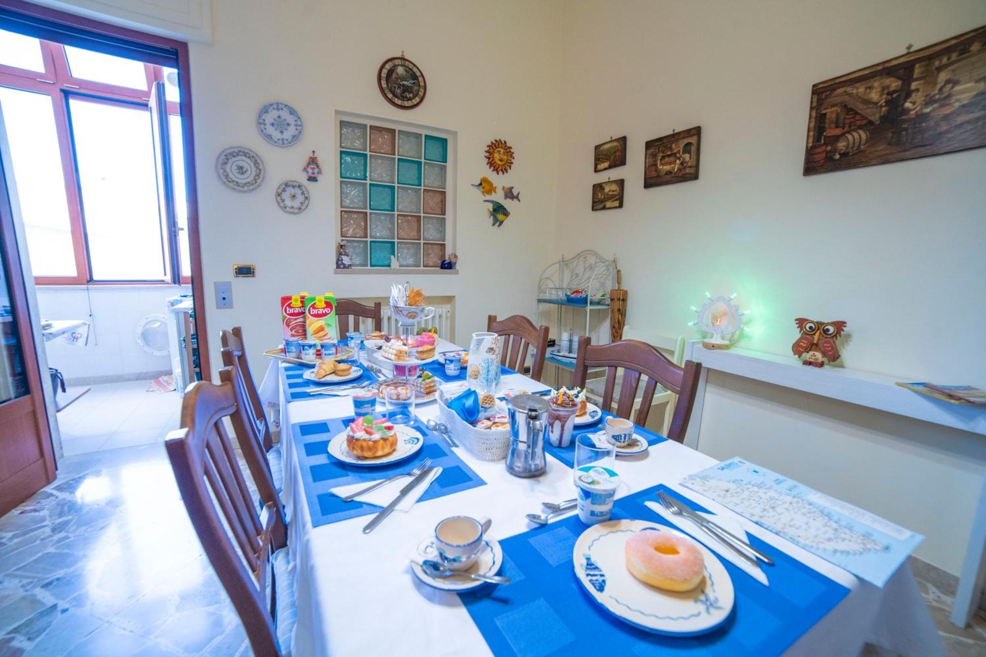 B&B A Due Passi Otranto Exterior photo