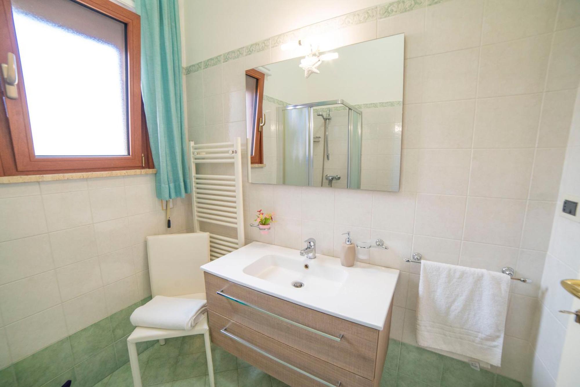 B&B A Due Passi Otranto Exterior photo